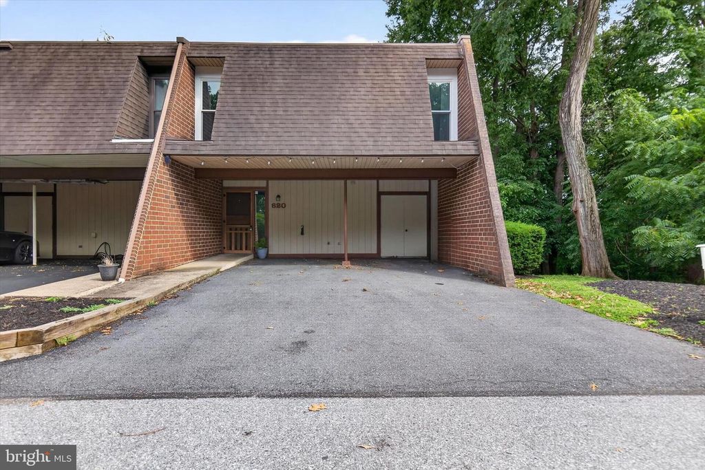 620 CEDAR RIDGE LANE, Mechanicsburg, PA 17055