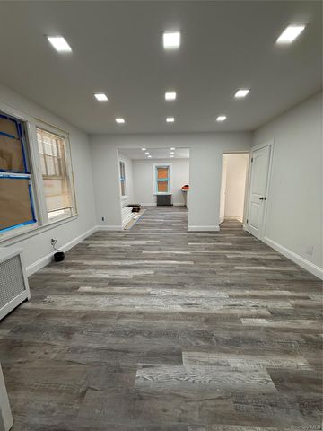 88-30 79th Avenue, Glendale, NY 11385