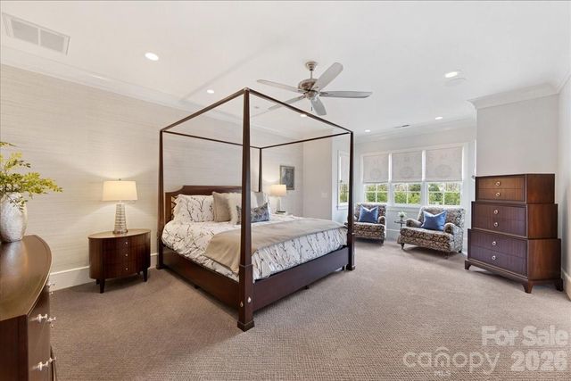 2800 Wintergreen Drive, Charlotte, NC 28211