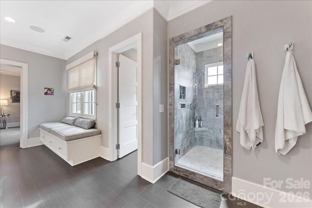 2800 Wintergreen Drive, Charlotte, NC 28211