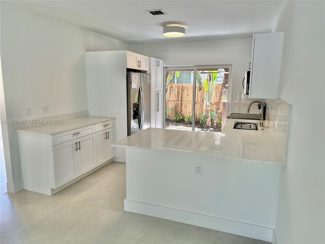 12125 NE 7th Ave, North Miami, FL 33161