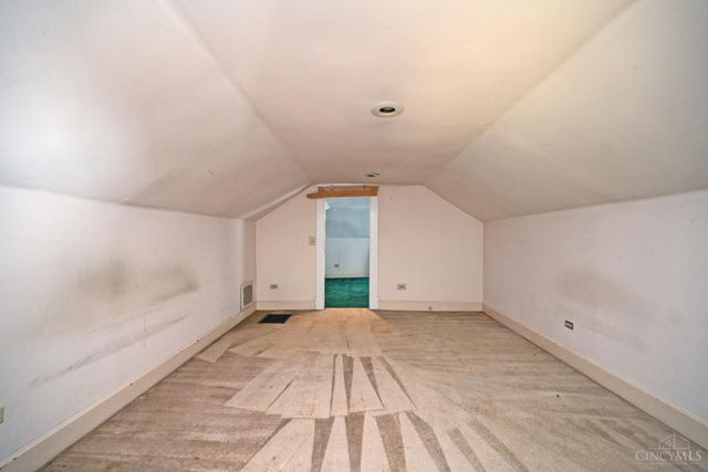 6258 Benneville Street, Cincinnati, OH 45230