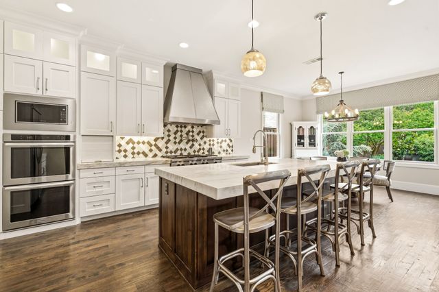 6635 Park Lane, Dallas, TX 75225