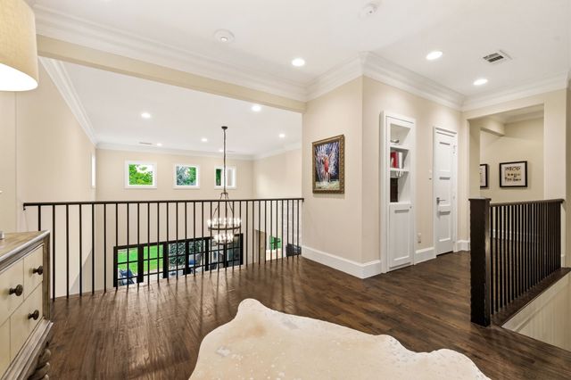 6635 Park Lane, Dallas, TX 75225