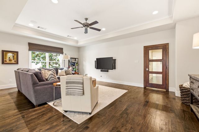6635 Park Lane, Dallas, TX 75225