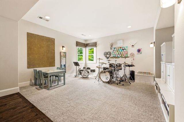 6635 Park Lane, Dallas, TX 75225