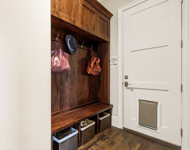 6635 Park Lane, Dallas, TX 75225
