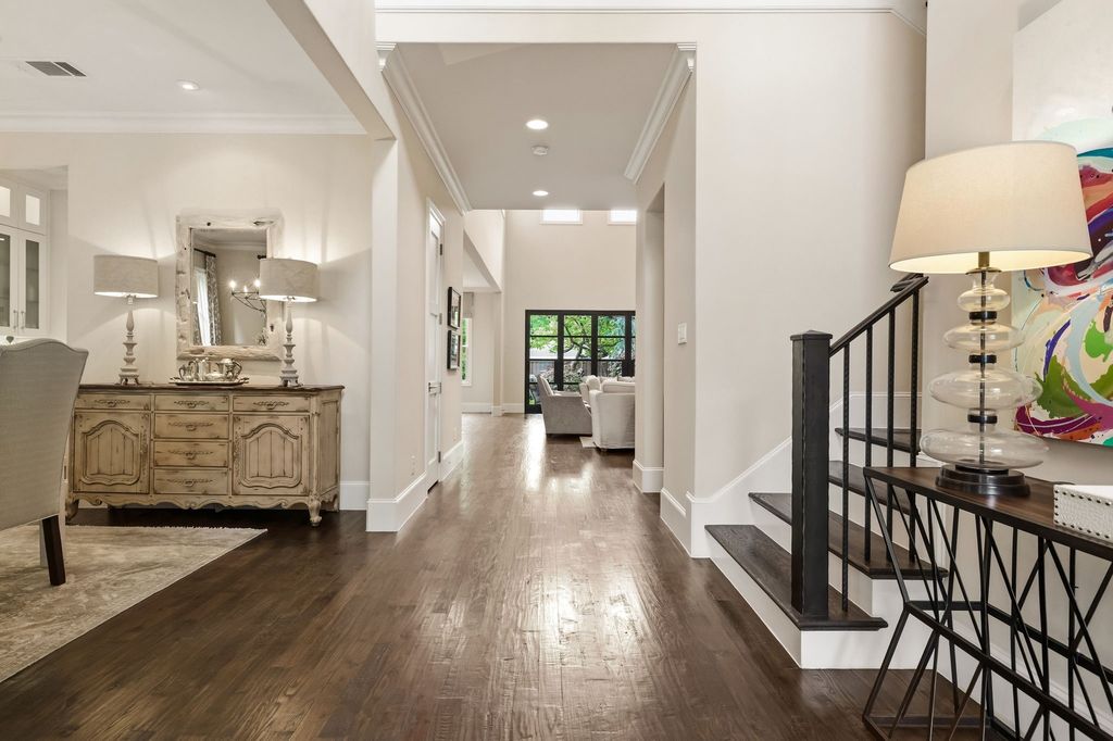 6635 Park Lane, Dallas, TX 75225