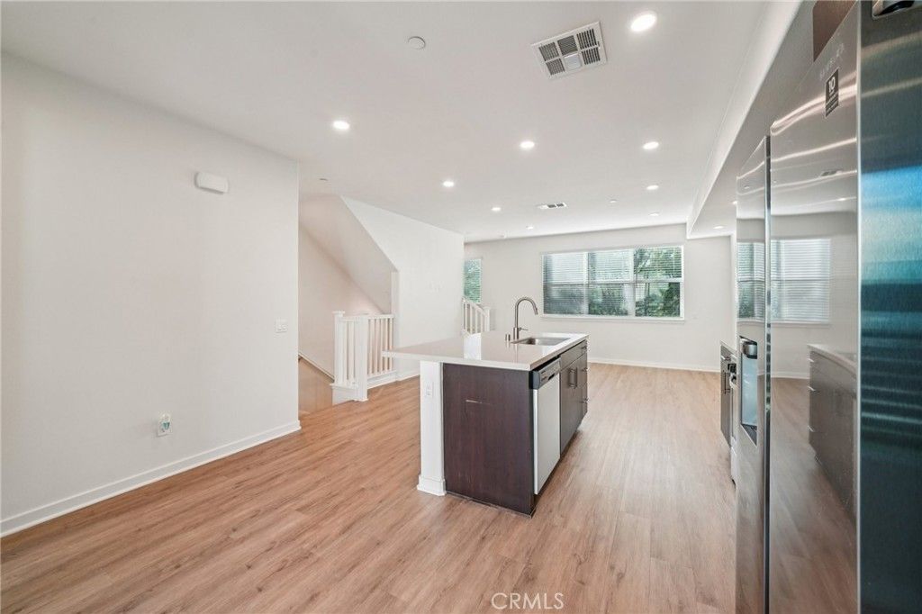 Image 14 of property listing at 9422 Shade, Rancho Cucamonga, CA 91730