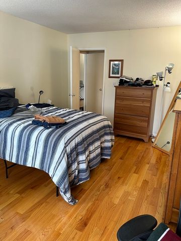 77 Pond Ave 407, Brookline, MA 02445