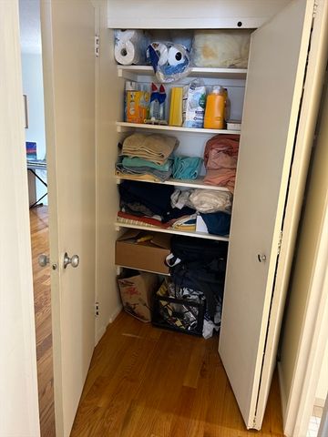 77 Pond Ave 407, Brookline, MA 02445