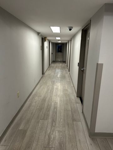 77 Pond Ave 407, Brookline, MA 02445