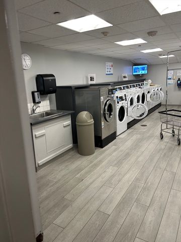 77 Pond Ave 407, Brookline, MA 02445