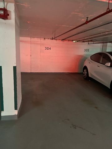 77 Pond Ave 407, Brookline, MA 02445