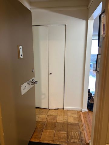 77 Pond Ave 407, Brookline, MA 02445