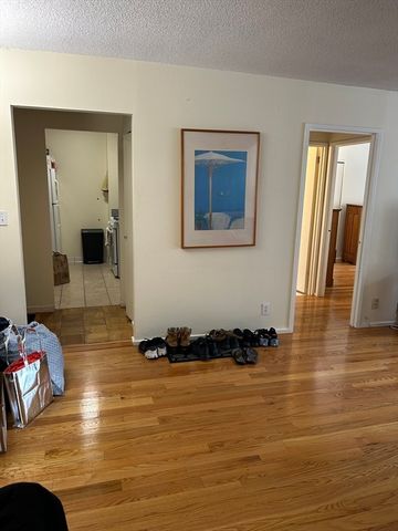 77 Pond Ave 407, Brookline, MA 02445