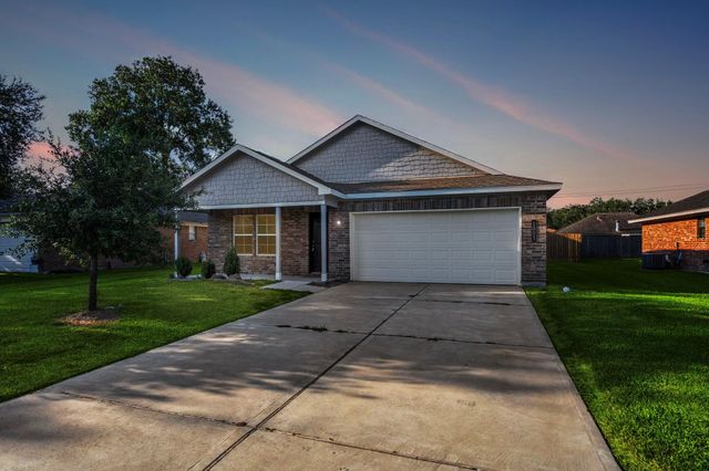 1003 Star Fish Drive, Bay City, TX 77414