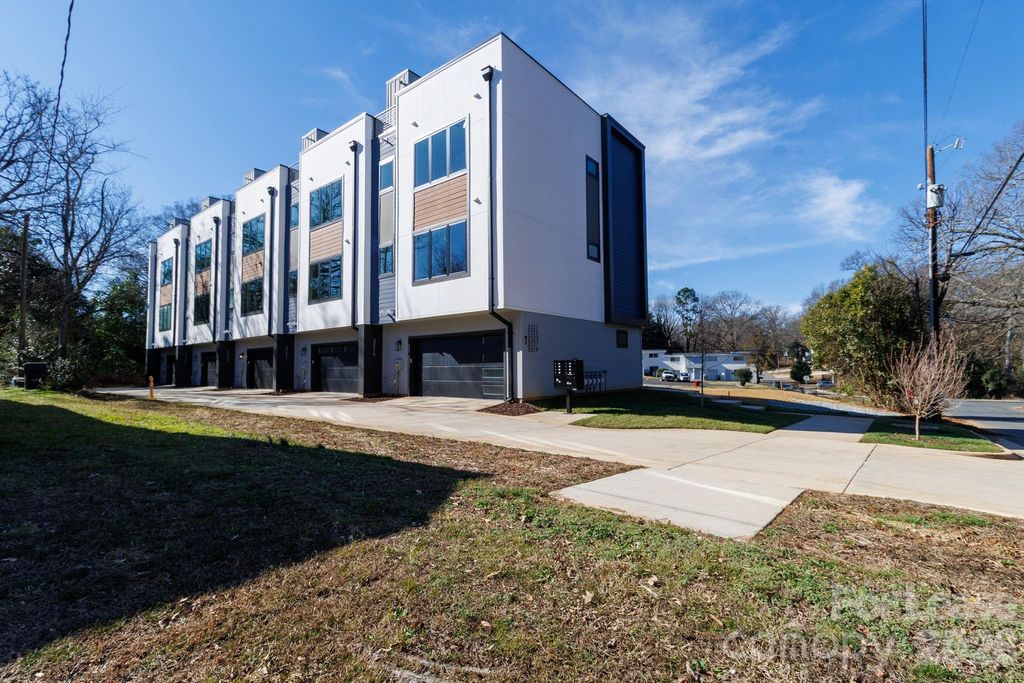 3523 Avalon Avenue, Charlotte, NC 28208