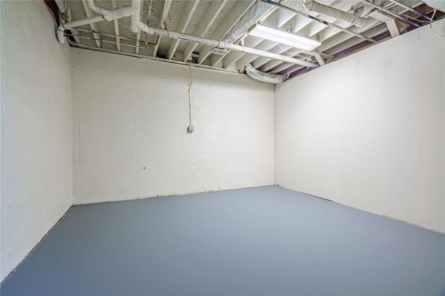 5060 Maryland NW Drive, Acworth, GA 30101