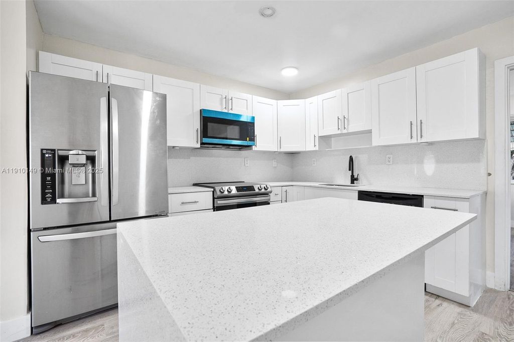 7110 NW 57th Ct, Tamarac, FL 33321