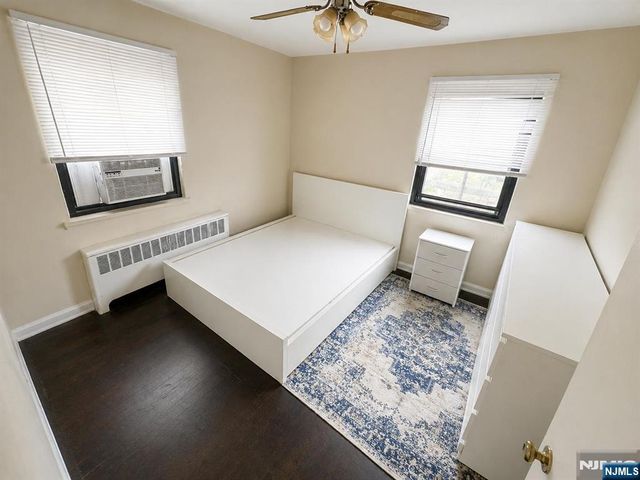 2339 Hudson Terrace E9, Fort Lee, NJ 07024