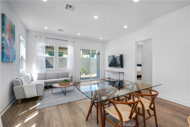 842 Sunrise Road, Rancho Mission Viejo, CA 92694