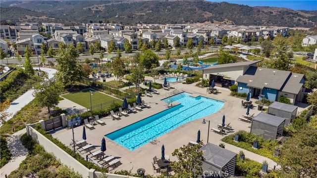 842 Sunrise Road, Rancho Mission Viejo, CA 92694