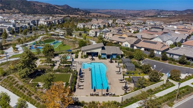 842 Sunrise Road, Rancho Mission Viejo, CA 92694