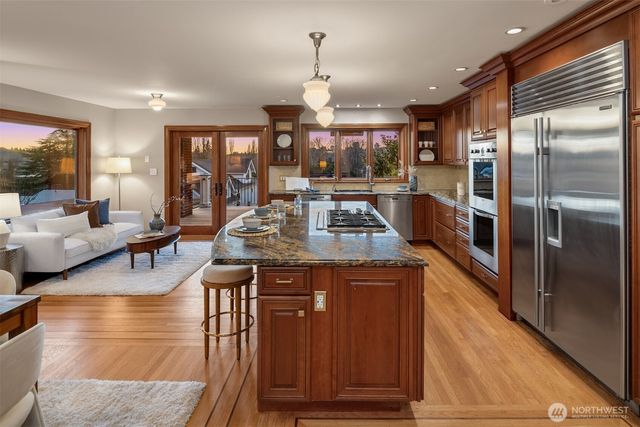 4117 43rd Avenue NE, Seattle, WA 98105