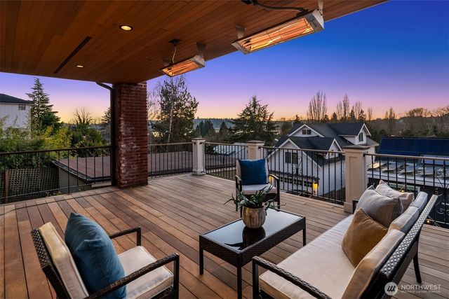 4117 43rd Avenue NE, Seattle, WA 98105