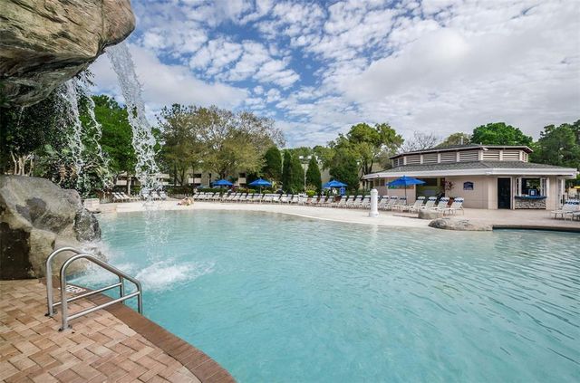 36750 US HIGHWAY 19 21-301, Palm Harbor, FL 34684