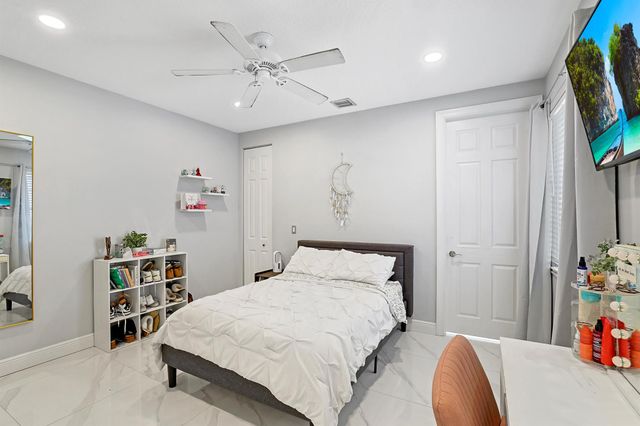 6775 Rothschild Circle, Lake Worth, FL 33467