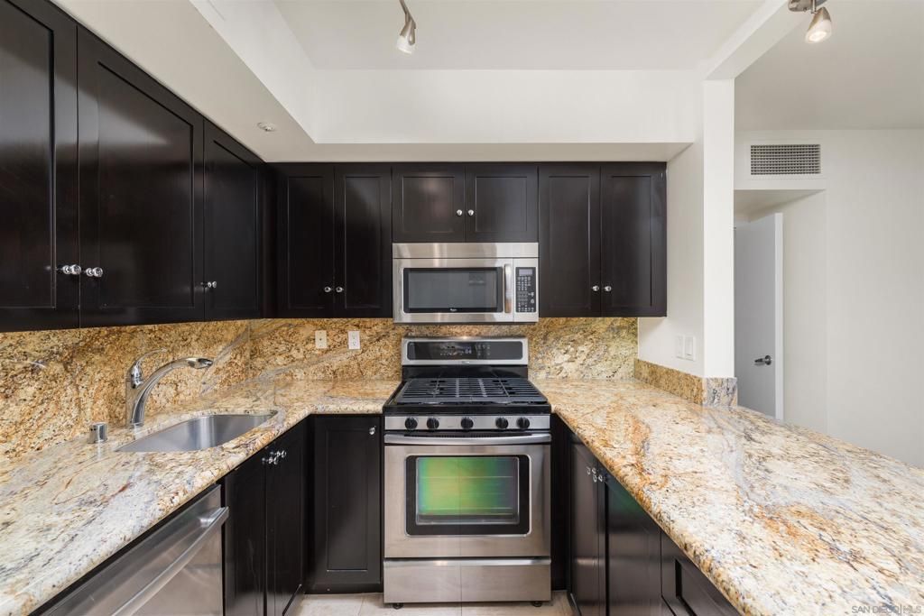 500 W Harbor 417, San Diego, CA 92101 — photo 5