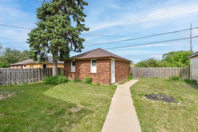 4306 N 21st STREET, Milwaukee, WI 53209