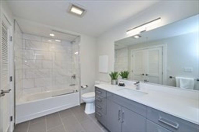 262 Monsignor Obrien 503, Cambridge, MA 02141