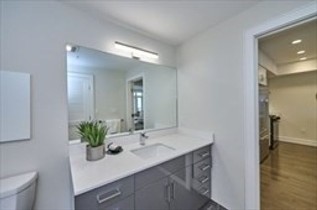 262 Monsignor Obrien 503, Cambridge, MA 02141