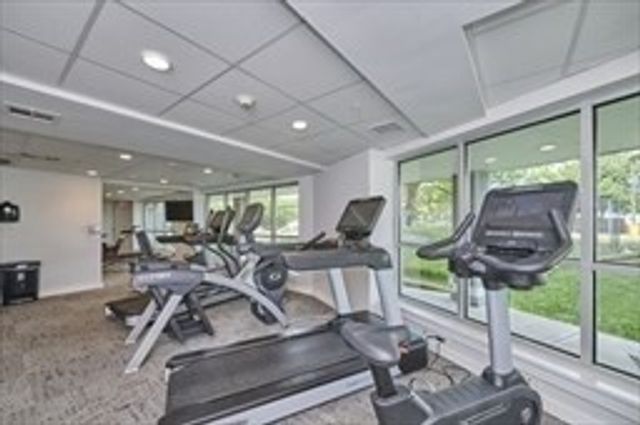 262 Monsignor Obrien 503, Cambridge, MA 02141