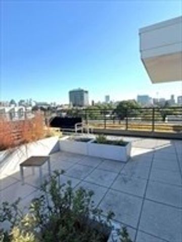 262 Monsignor Obrien 503, Cambridge, MA 02141