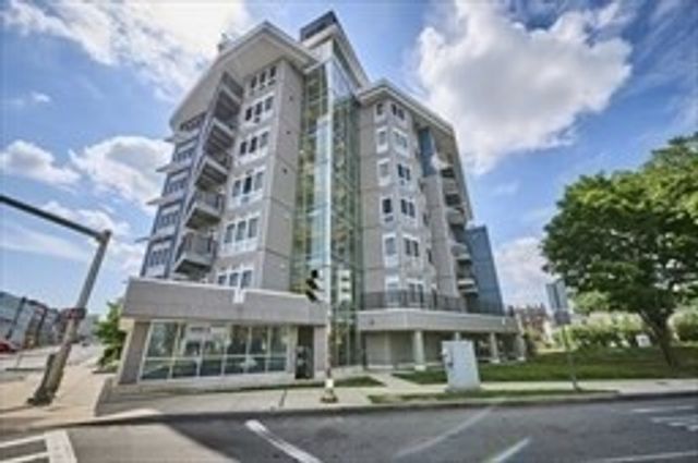 262 Monsignor Obrien 503, Cambridge, MA 02141