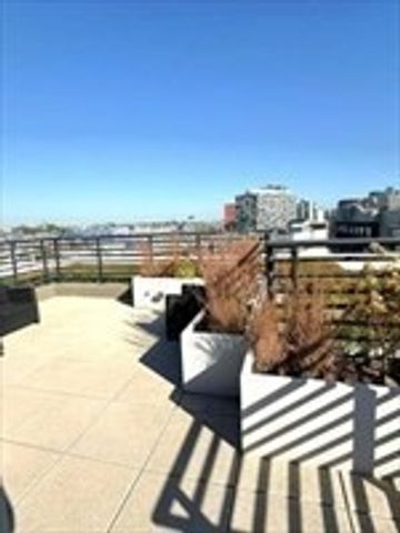 262 Monsignor Obrien 503, Cambridge, MA 02141