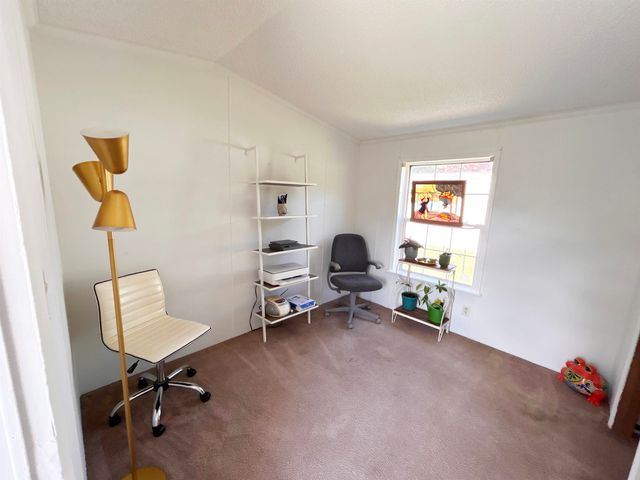 50 Hilton Avenue, Exeter, NH 03833