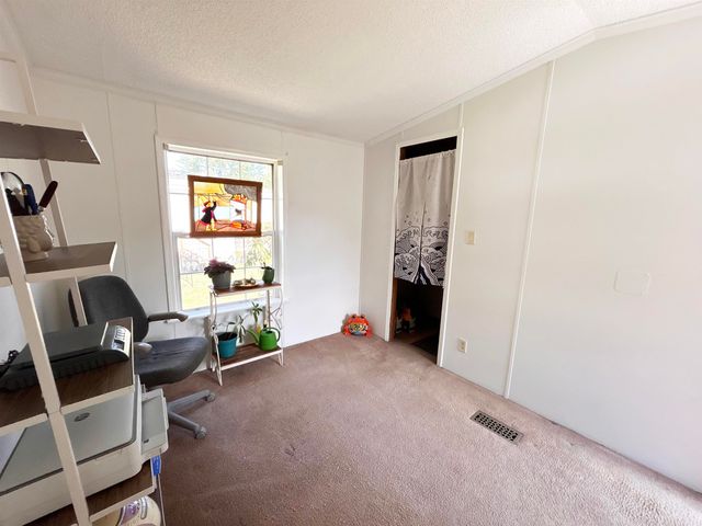50 Hilton Avenue, Exeter, NH 03833
