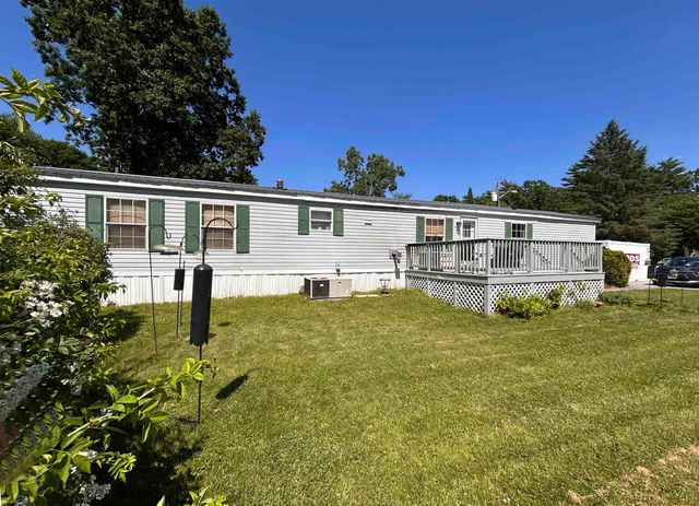 50 Hilton Avenue, Exeter, NH 03833