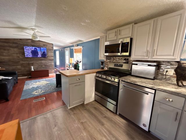50 Hilton Avenue, Exeter, NH 03833