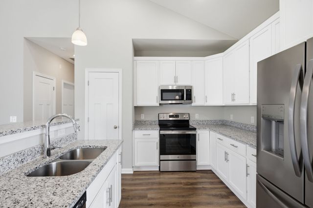 110 Bell Cir, White Bluff, TN 37187