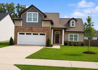 110 Bell Cir, White Bluff, TN 37187