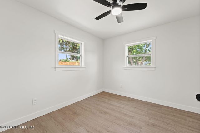 222 7TH Street S, Jacksonville Beach, FL 32250
