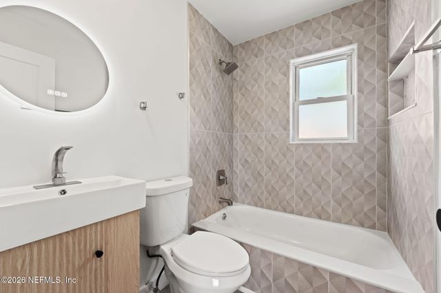 222 7TH Street S, Jacksonville Beach, FL 32250