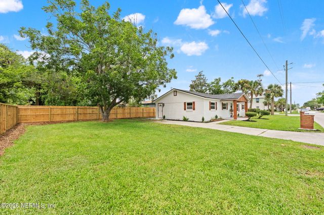 222 7TH Street S, Jacksonville Beach, FL 32250