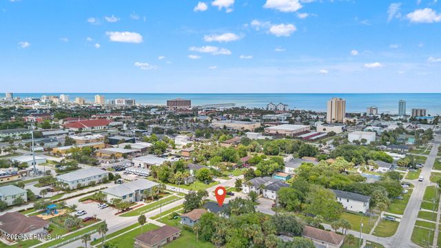 222 7TH Street S, Jacksonville Beach, FL 32250